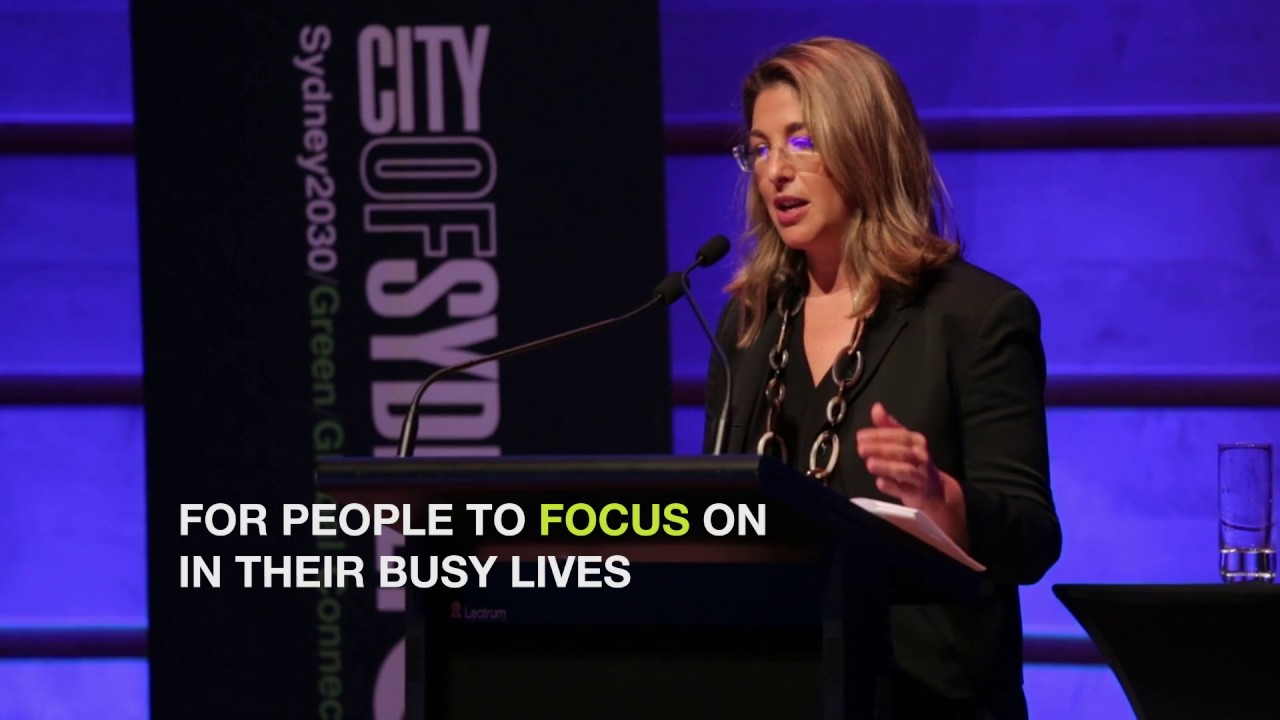 In conversation with Naomi Klein - YouTube