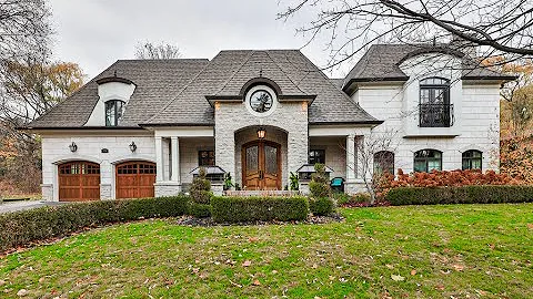 Oakville Real Estate - Blair & Peter  179 Wedgewoo...