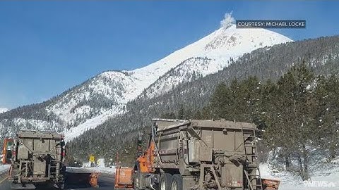 Triggered avalanche strands Colorado drivers for hours