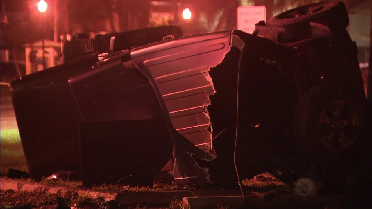 3 injured after Homestead police car chase ends with crash - YouTube