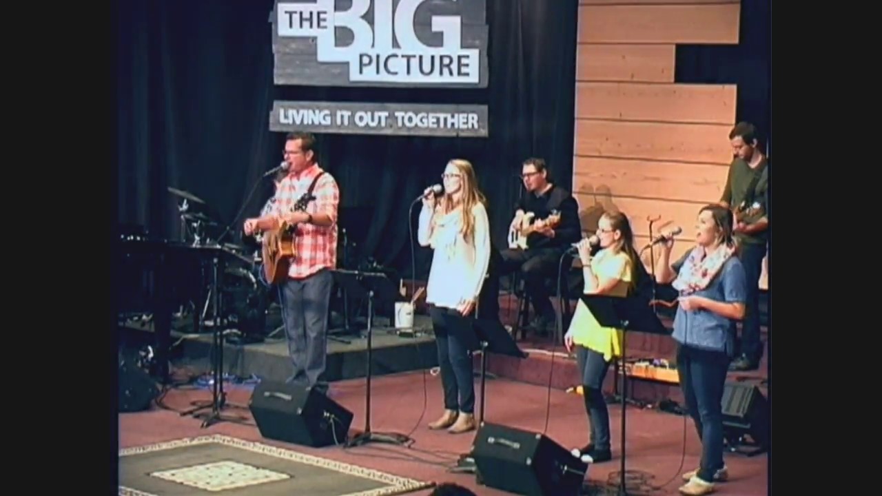 Hosanna Praise Is Rising--[With Lyrics] - YouTube
