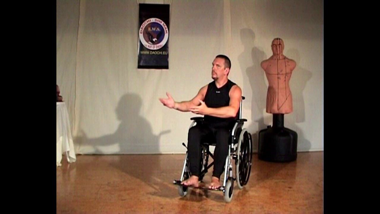 Qi Gong for wheelchair (Qi Gong voor rolstoel) Ba Duan Jin