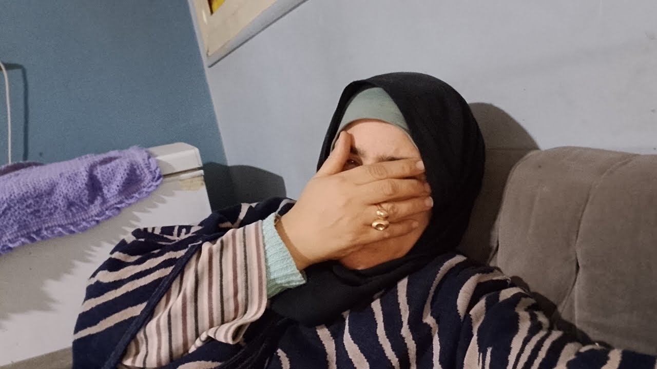 جوزي مرمطني وفرج عليا أمة لا اله الا الله بسبب اني بنظف البيت،،،طب خلاص مش منظفة تاني ونرجع زي الاول