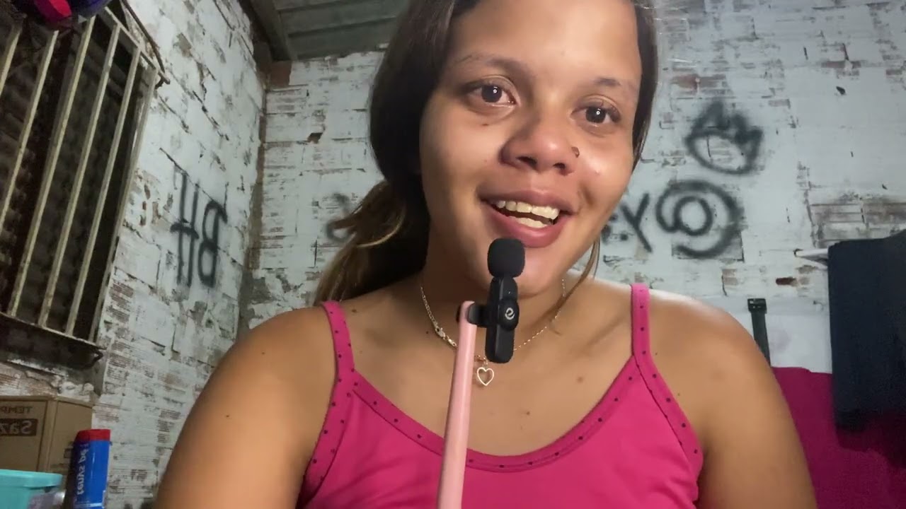 Uma adolescente que perdeu a mãe a 11 meses😭