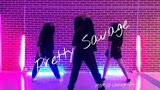 BLACKPINK - Pretty Savage / MOMAY Choreography