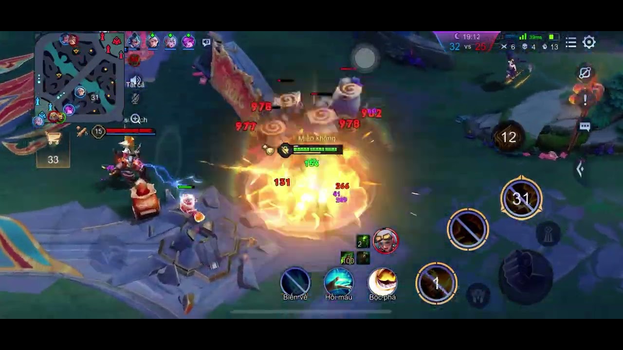 Toro chịu hết sát thương… AD cứ thể hiện