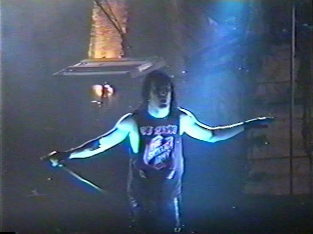 Nine Inch Nails 1994-09-11 St. Louis, Fox Theatre - 1st Gen - NIN