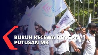 Download lagu Polemik Putusan MK Soal UU Cipta Kerja Dinyatakan Inkonstitusional Bersyarat