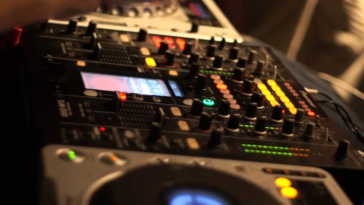 ANGY KORE @ TSUNAMI CLUB 23 11 2012 AFTERMOVIE