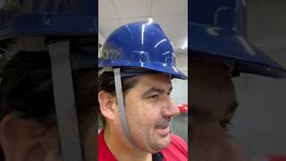 O CAPACETE QUE NÃO TE DEIXA NA MÃO! CONHEÇA O ABA FRONTAL DA MSA!#shorts