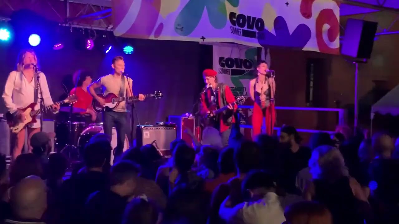 The Black Lips - Bad Kids (live @Covo) - YouTube