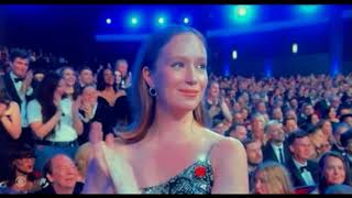 Hannah Einbinder purposefully turning during Emmys broadcast to make her ceasefire pin visible