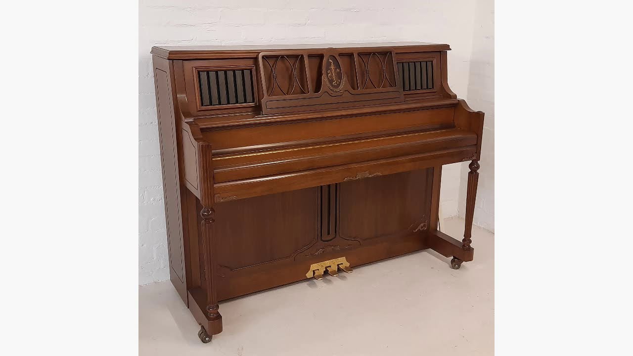 Samick 119cm upright piano c1997 playing Prelude in C Major by J S Bach