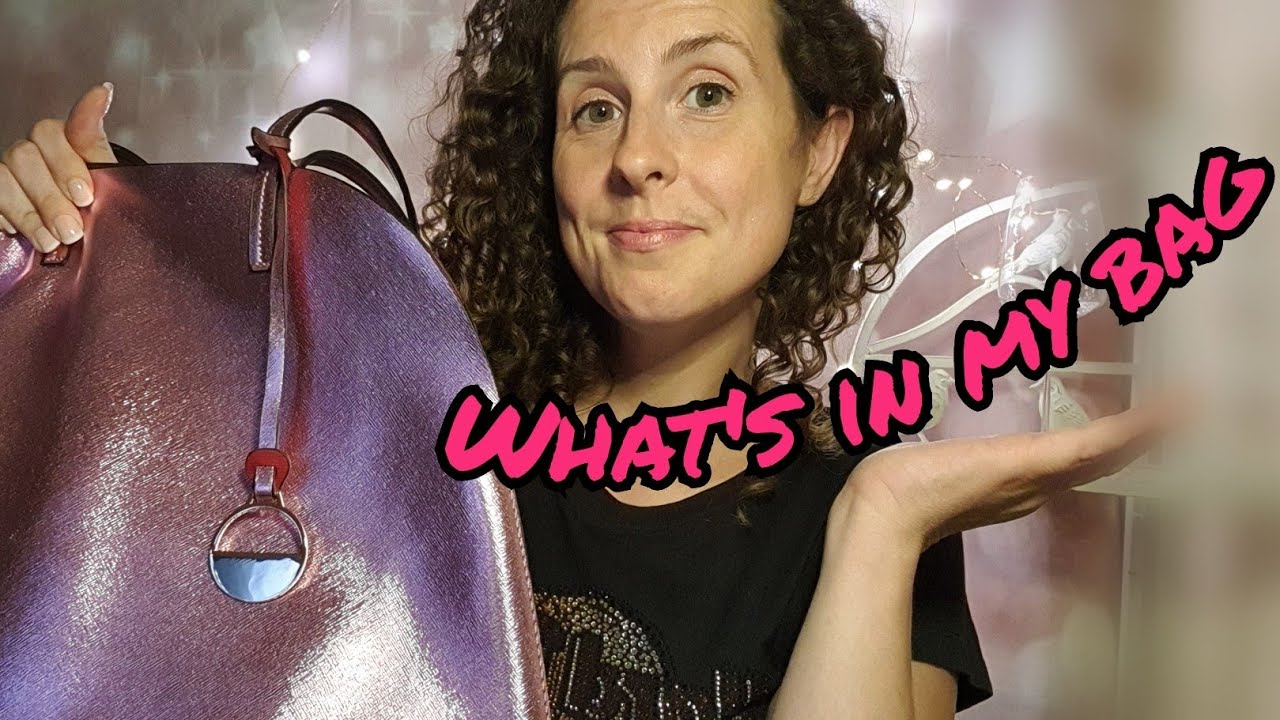 TI RILASSO CON IL MIO WHAT'S IN MY BAG - SUPER TAPPING [ASMR ITA]