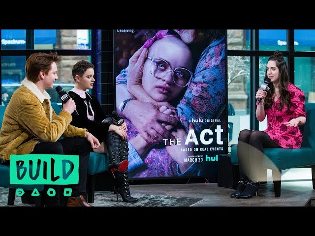 Joey King & Calum Worthy Discuss The New Hulu Series, "The Act"