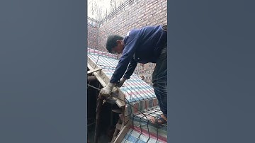 Buộc sắt trượt cầu thang