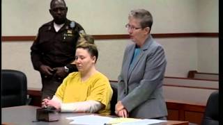 Mom convicted of leaving son in hot car is sentenced