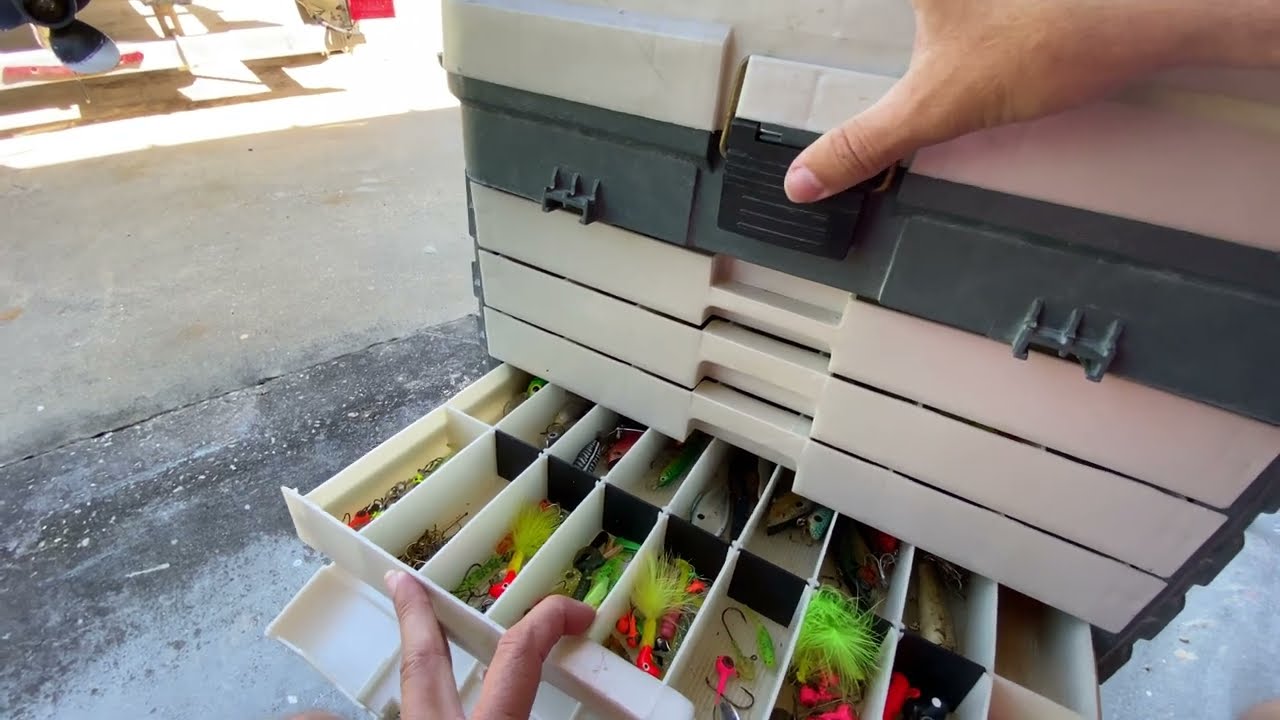 Boîte De Pêche Plano Avec Leurs D'occasion - Tackle Box Avec Leurres Inclus