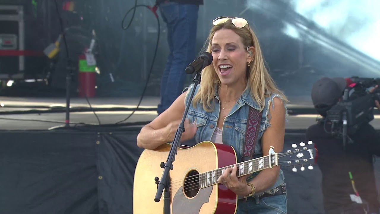 Sheryl Crow   2019 09 15   KAABOO Festival, Del Mar Fairgrounds, Del Mar, CA, USA 1080p