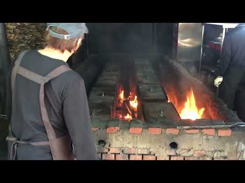 2020-10-09 柴火燜烤爐 (鐵箱燜雞)｜劉家莊燜雞｜紅紅烈焰 - 嚴選四斤重放山雞  獨門秘方調味  鐵箱燜烤 x 新竹新埔九芎湖