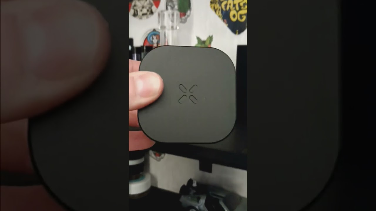 Pax Threadless Grinder in black!