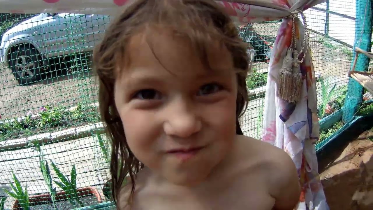 Светлояра спасается от жары в деревне! Возвращаемся домой.