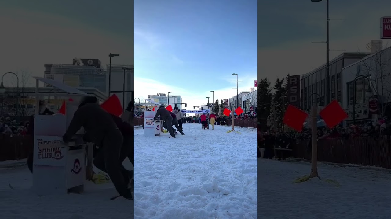 😂Outhouse races during the Fur Rondy in Anchorage.🤣 