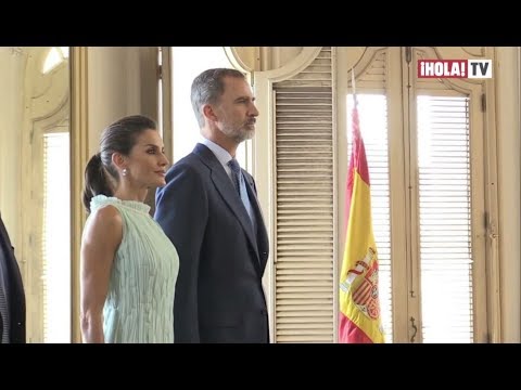 Vídeo: Vestido Branco Da Rainha Letizia Em Cuba