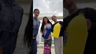 Gitanas Guapas Bailando Rumba En El Patio Con Mucho Arte Y Alegría