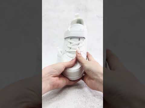 Дитячі кросівки кеди, білі, легке взуття для хлопчиків і дівчат на липучці в РОЗМІР:36,37,40, видео 1