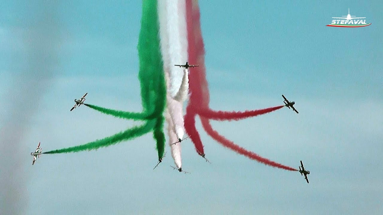 Frecce Tricolori Viva Lignano 2017 - YouTube