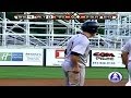 Bmets johnson hits threerun triple