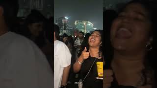 The crowd erupted in excitement as Dua Lipa performed the iconic viral desi mashup 🔥 Wealth