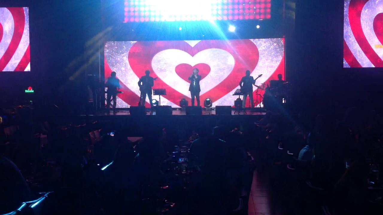 Natalie Cole- Starting Over Again covered by Pink Notes asiana hotel deira dubai