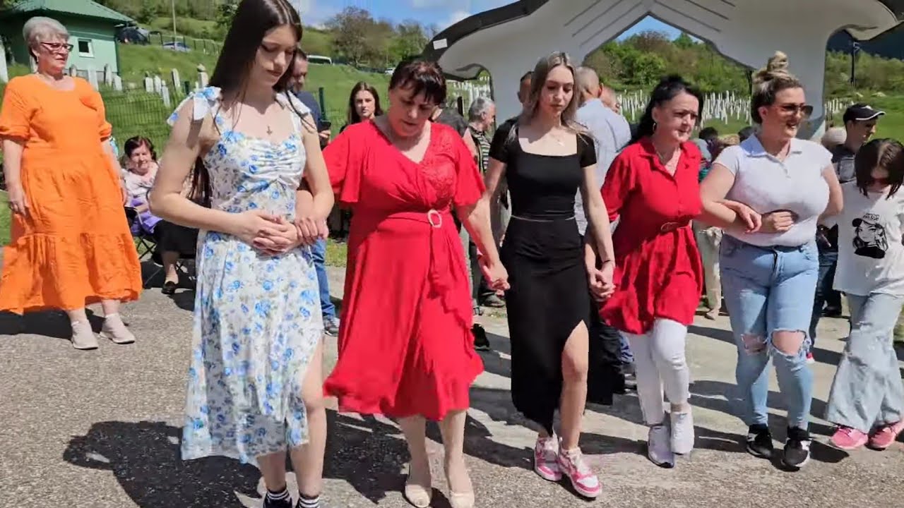 🔴 Kolo u Žepi srce puca - Žepa 1. maj - Amko Bend - Bosanski teferič