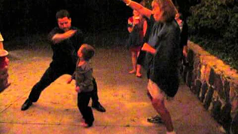 4 year old doing Gangnam Style at wedding