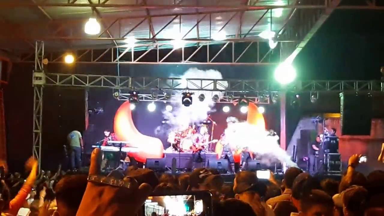 Los Bufalos concierto Milagro 2016 - YouTube