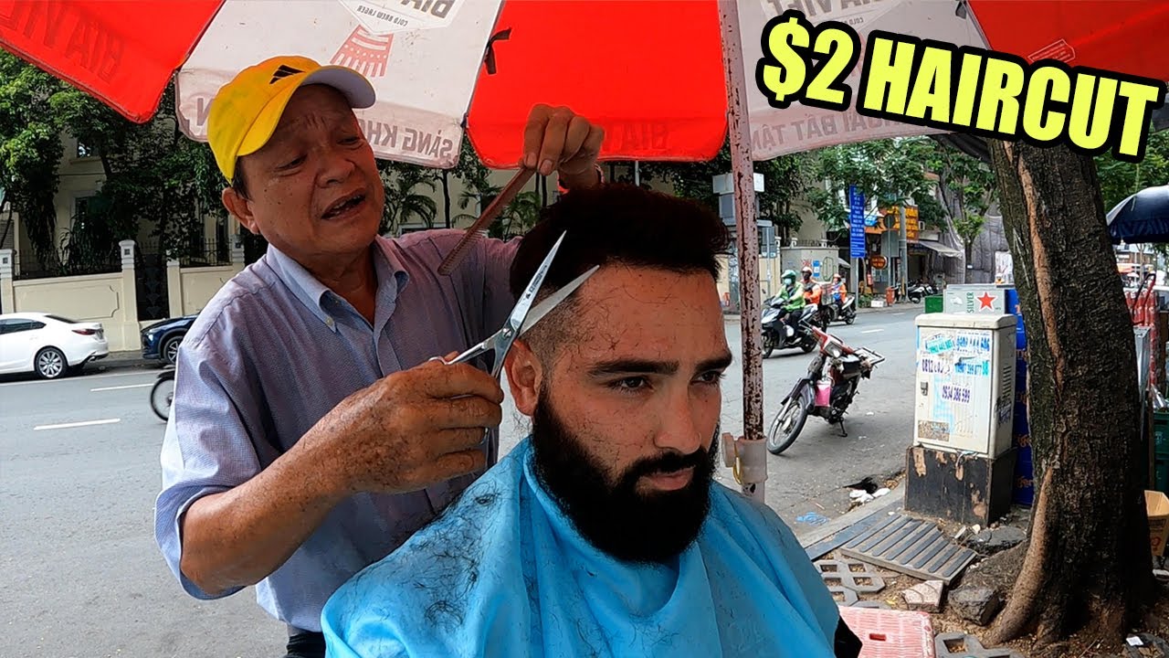 Surprising Honest Barber in Saigon, Vietnam 🇻🇳