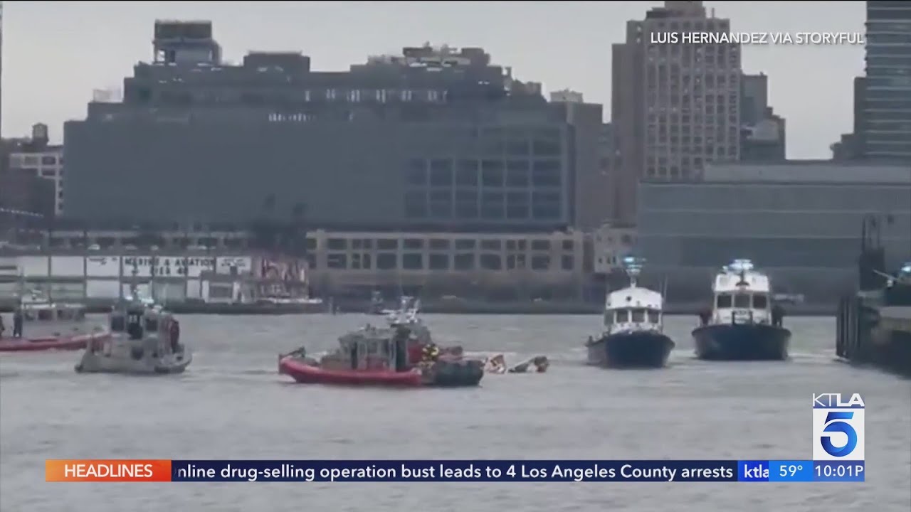 6 killed after helicopter crashes into Hudson River in New York City