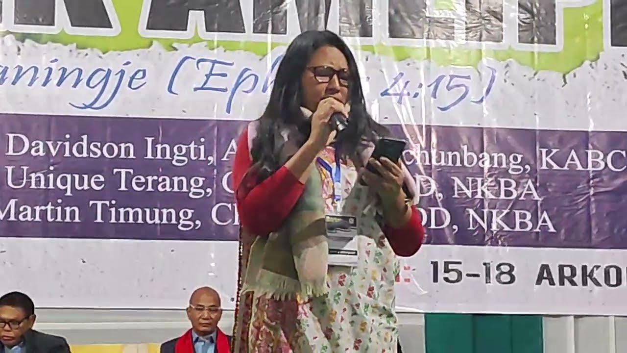 Christina Ingtipi Live performance, Dambom vangbom