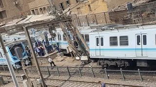 اللقطات الاولى لانقلاب مترو الانفاق فى محطة المرج بالقاهرة