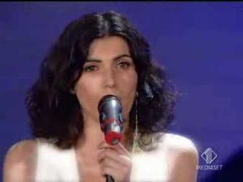 Re: Lo so che finirà - Anna Tatangelo ( Video Ufficiale )