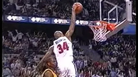 Corliss Williamson Gets Nasty in the Open Floor