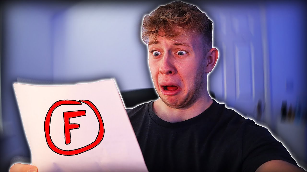 OPENING MY A LEVEL RESULTS 2022 *LIVE REACTION* - YouTube