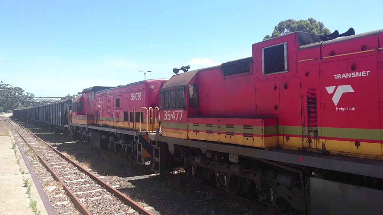 Freight train at Botrivier