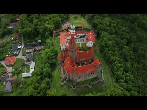Види з висоти пташиного польоту. Can You Guess Where These Castles Are?