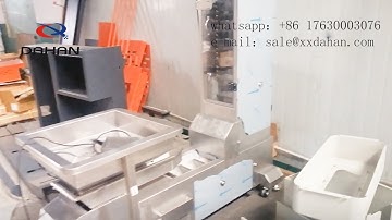 The packaging machine is equipped with a z type bucket elevator