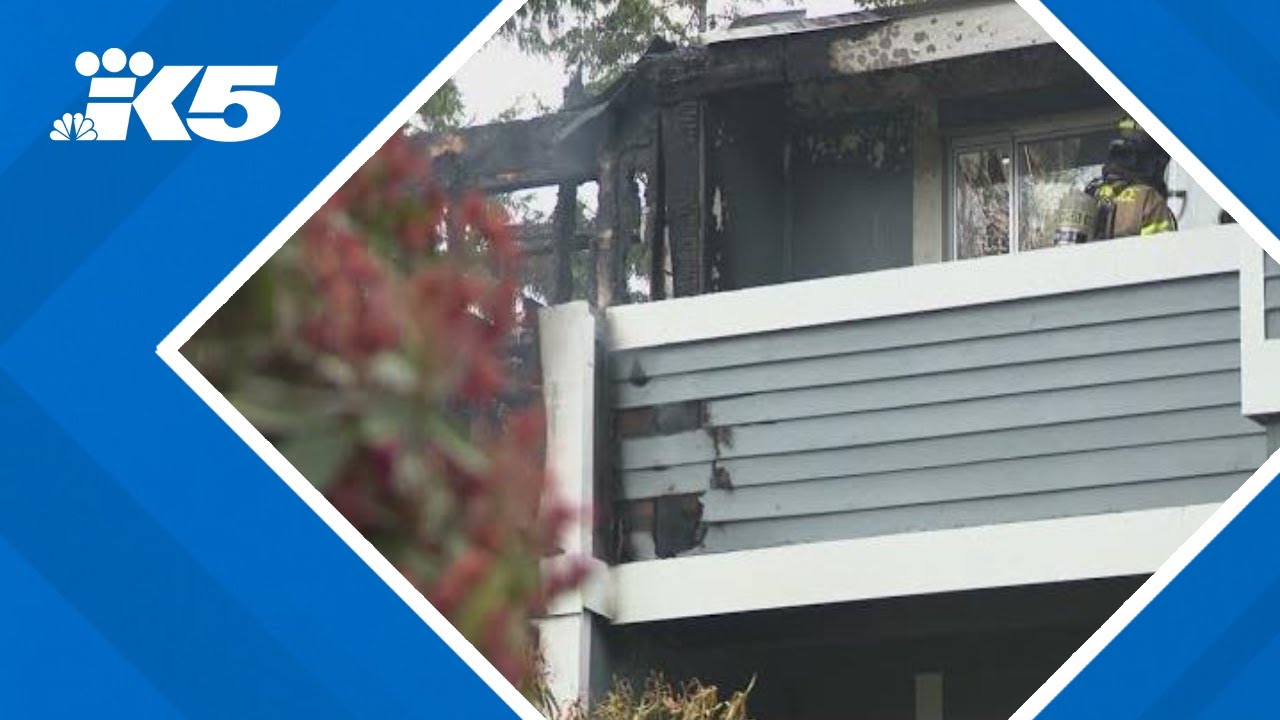 Lakewood apartment fire displaces 30 people, 7 pets - YouTube