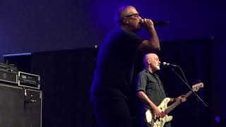 Descendents - Victim Of Me (Live In Sioux Falls)