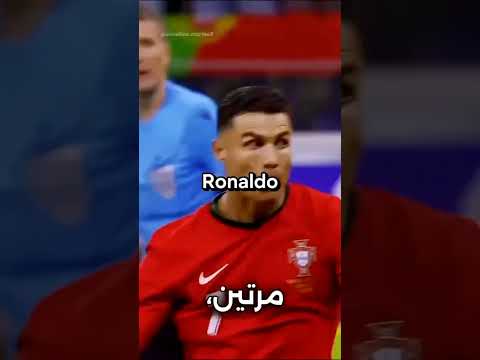 تدري انو في حارس مرمى ما دخل في مرماه اي هدف حارس حارس مرمى Football 